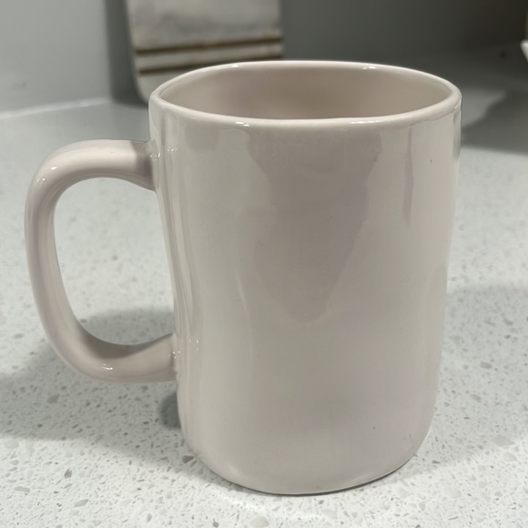 Rae Dunn “CIAO” mug - Picture 3 of 5